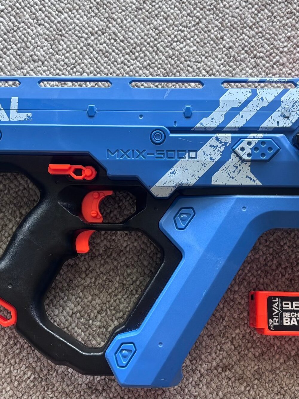 Nerf Perses MXIX-5000 Rival Motorized Blaster Blue Blaster and Battery
